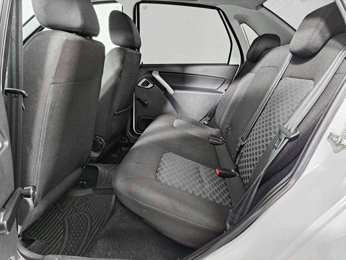 Lada (ВАЗ) Granta, 2020 - Фото №11