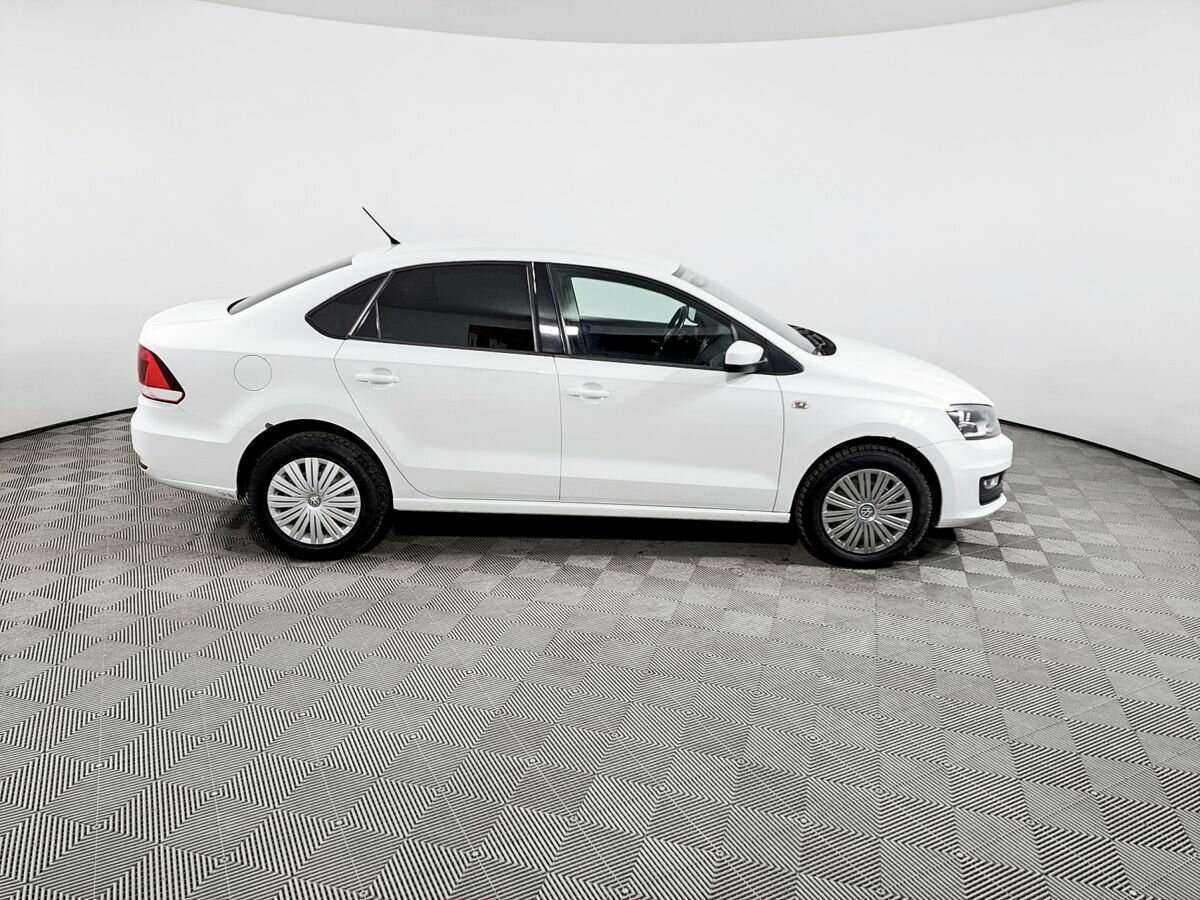 Volkswagen Polo, 2015 - Фото №3