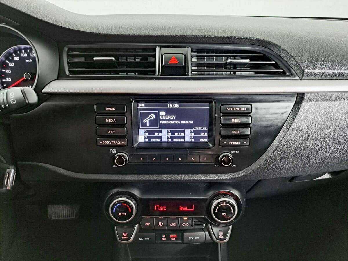 Kia Rio X-Line, 2019 - Фото №14