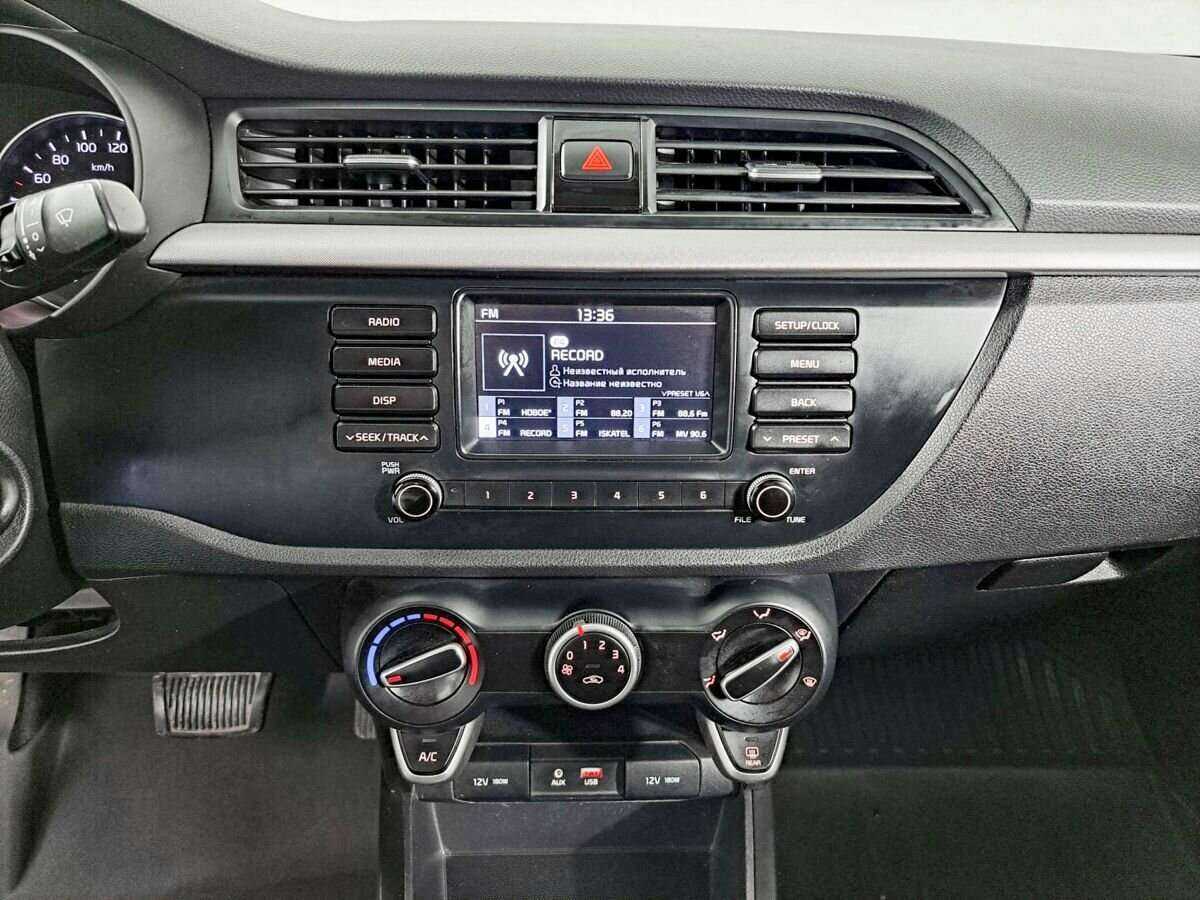 Kia Rio, 2017 - Фото №12