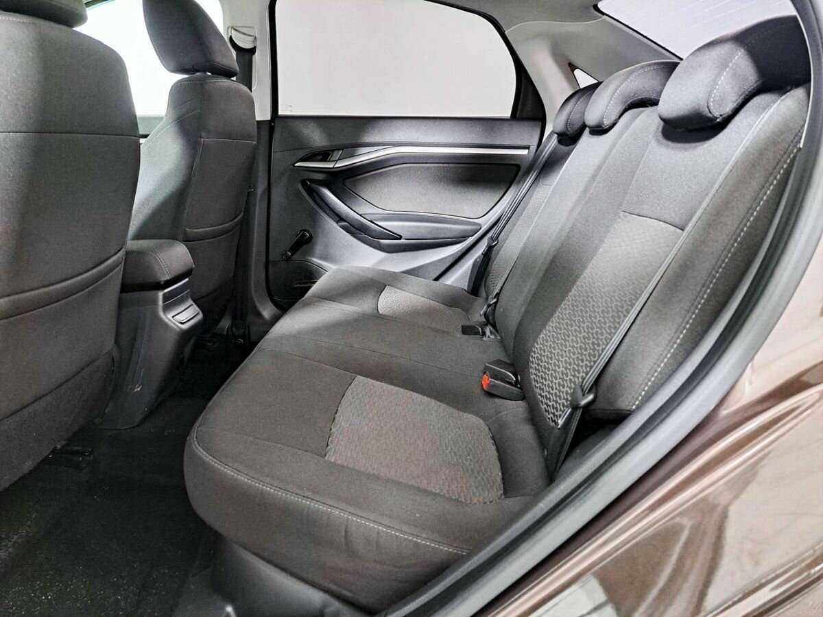 Lada (ВАЗ) Vesta, 2018 - Фото №10