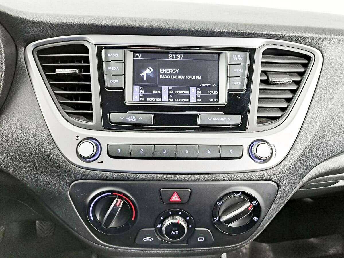 Hyundai Solaris, 2018 - Фото №12