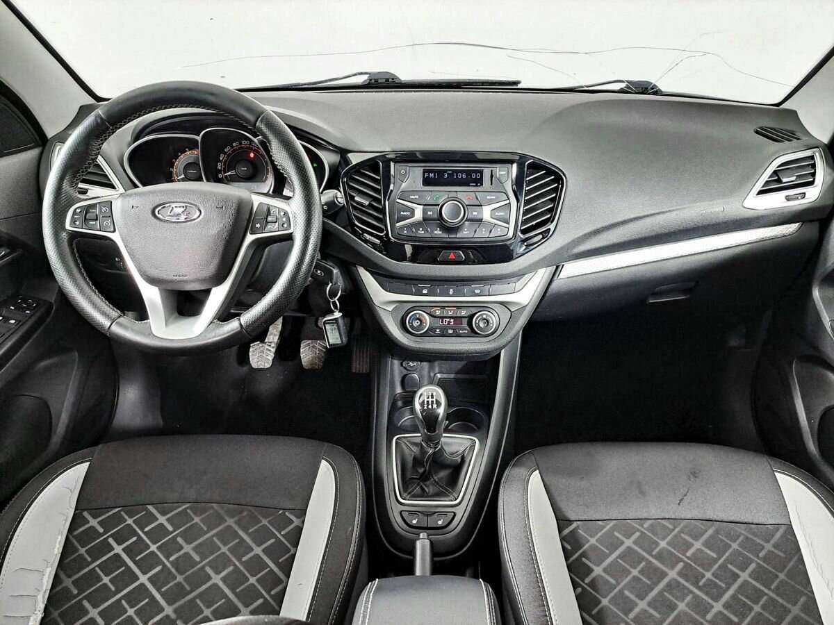 Lada (ВАЗ) Vesta SW Cross, 2017 - Фото №13