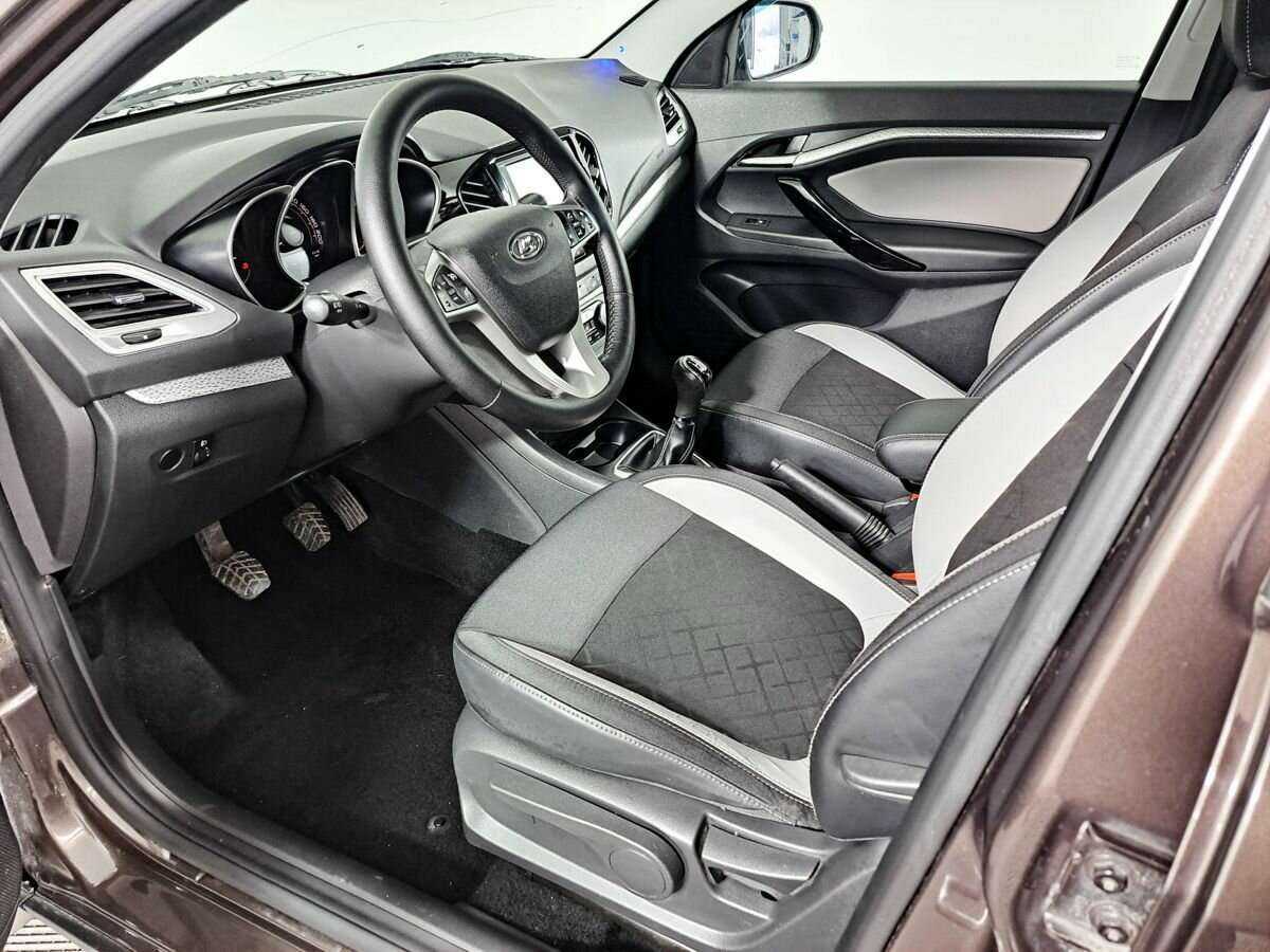 Lada (ВАЗ) Vesta SW Cross, 2017 - Фото №13