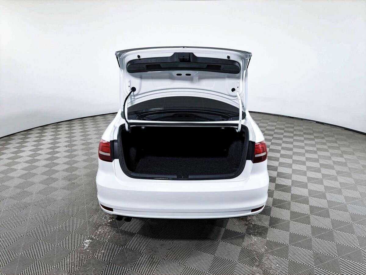 Volkswagen Jetta, 2016 - Фото №9
