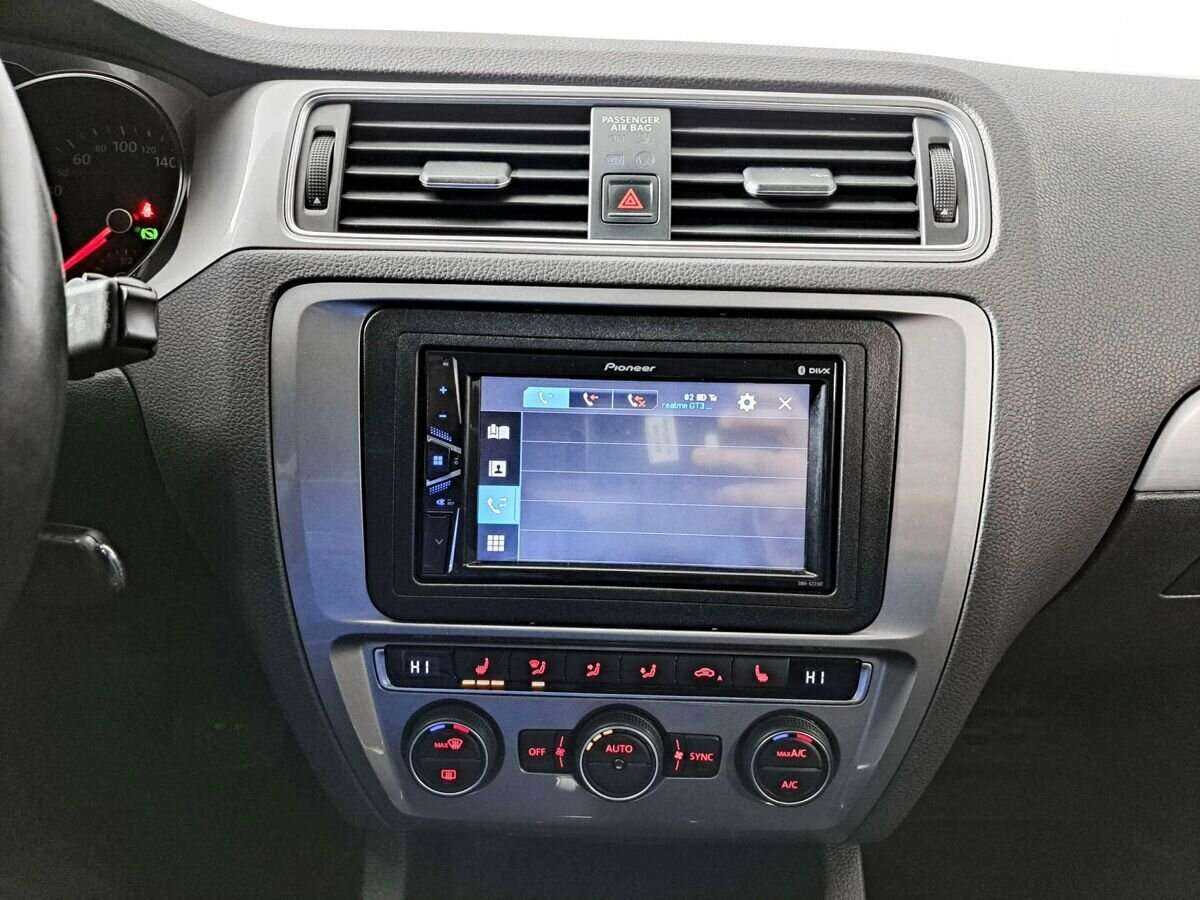 Volkswagen Jetta, 2016 - Фото №14