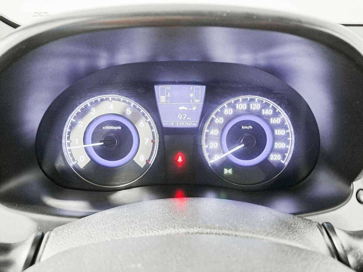 Hyundai Solaris, 2015 - Фото №10