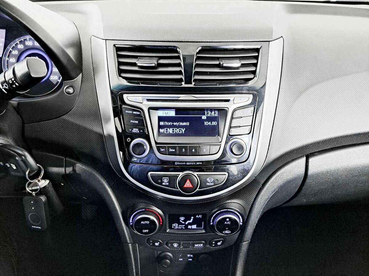 Hyundai Solaris, 2015 - Фото №12