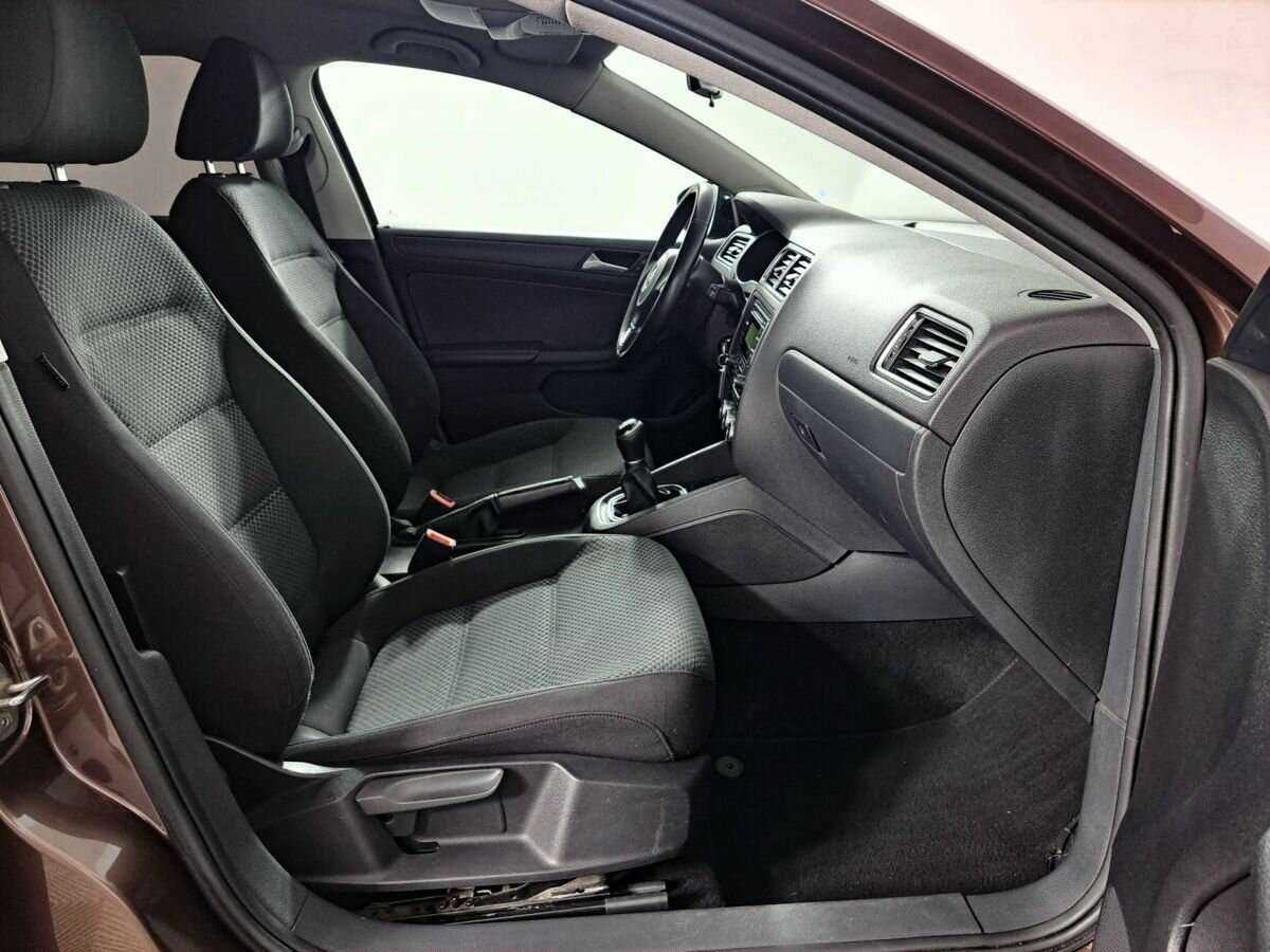 Volkswagen Jetta, 2014 - Фото №8