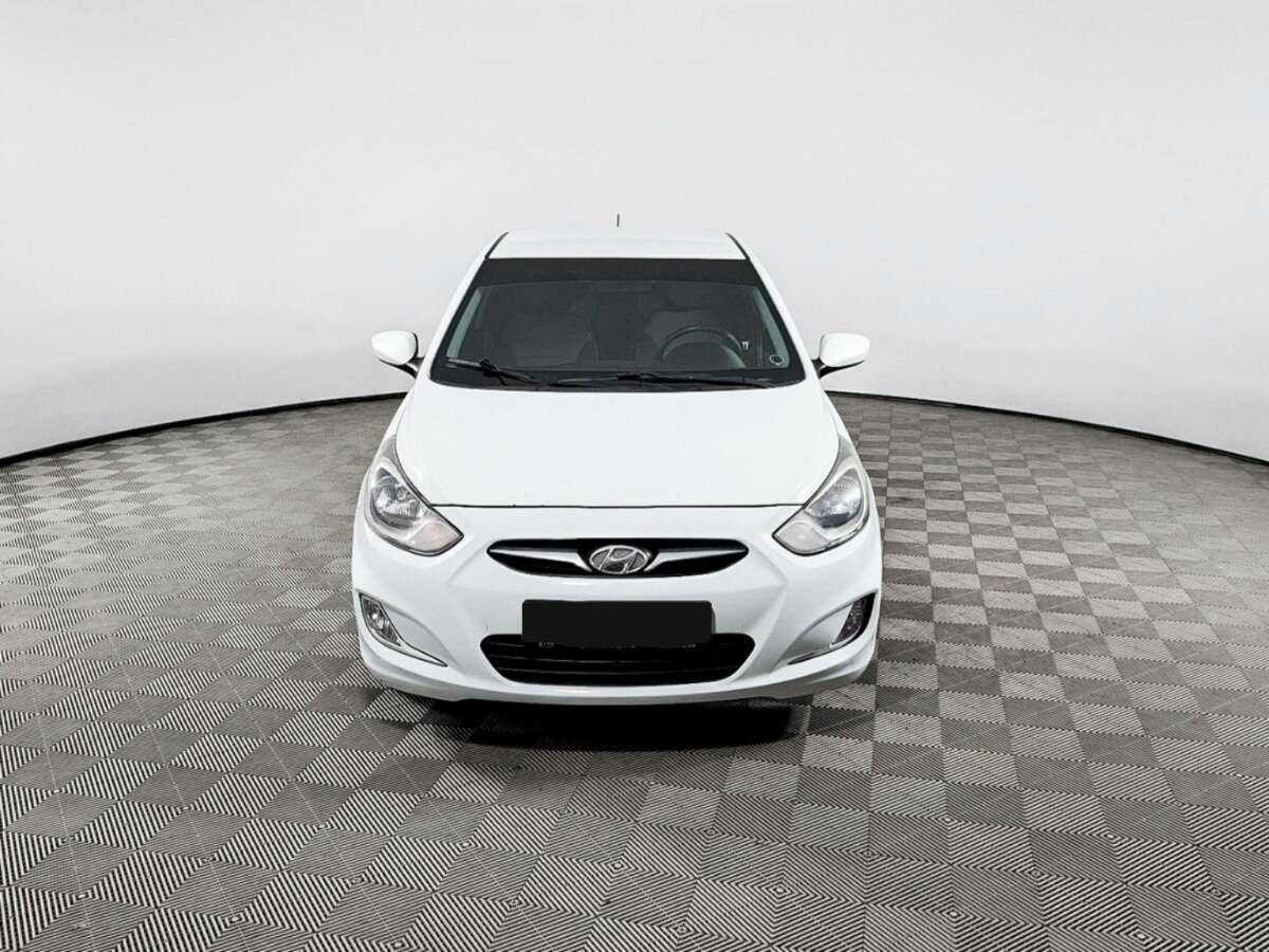 Hyundai Solaris, 2013 - Фото №1