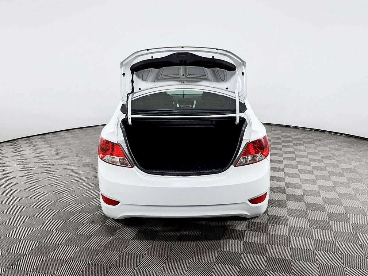 Hyundai Solaris, 2013 - Фото №9