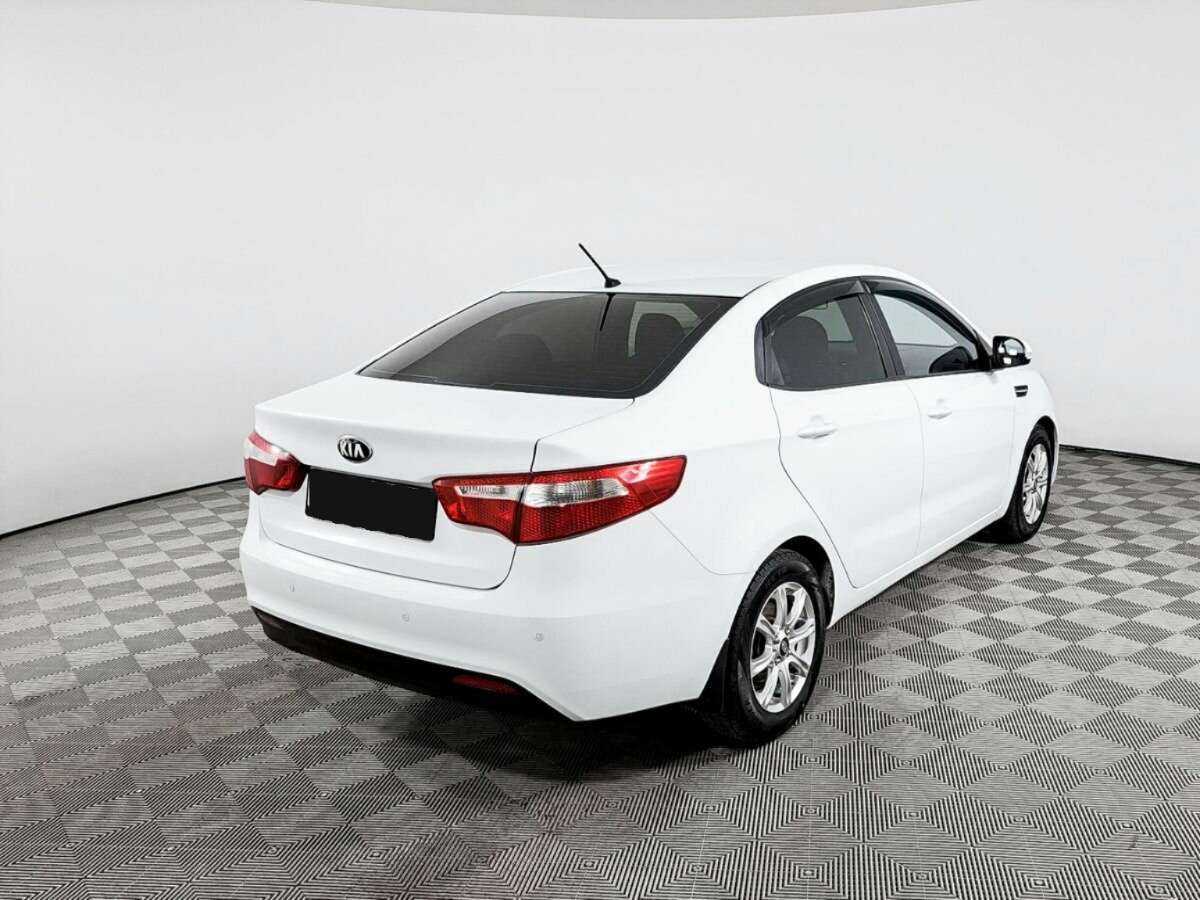 Kia Rio 5-speed, 2013 - Фото №4