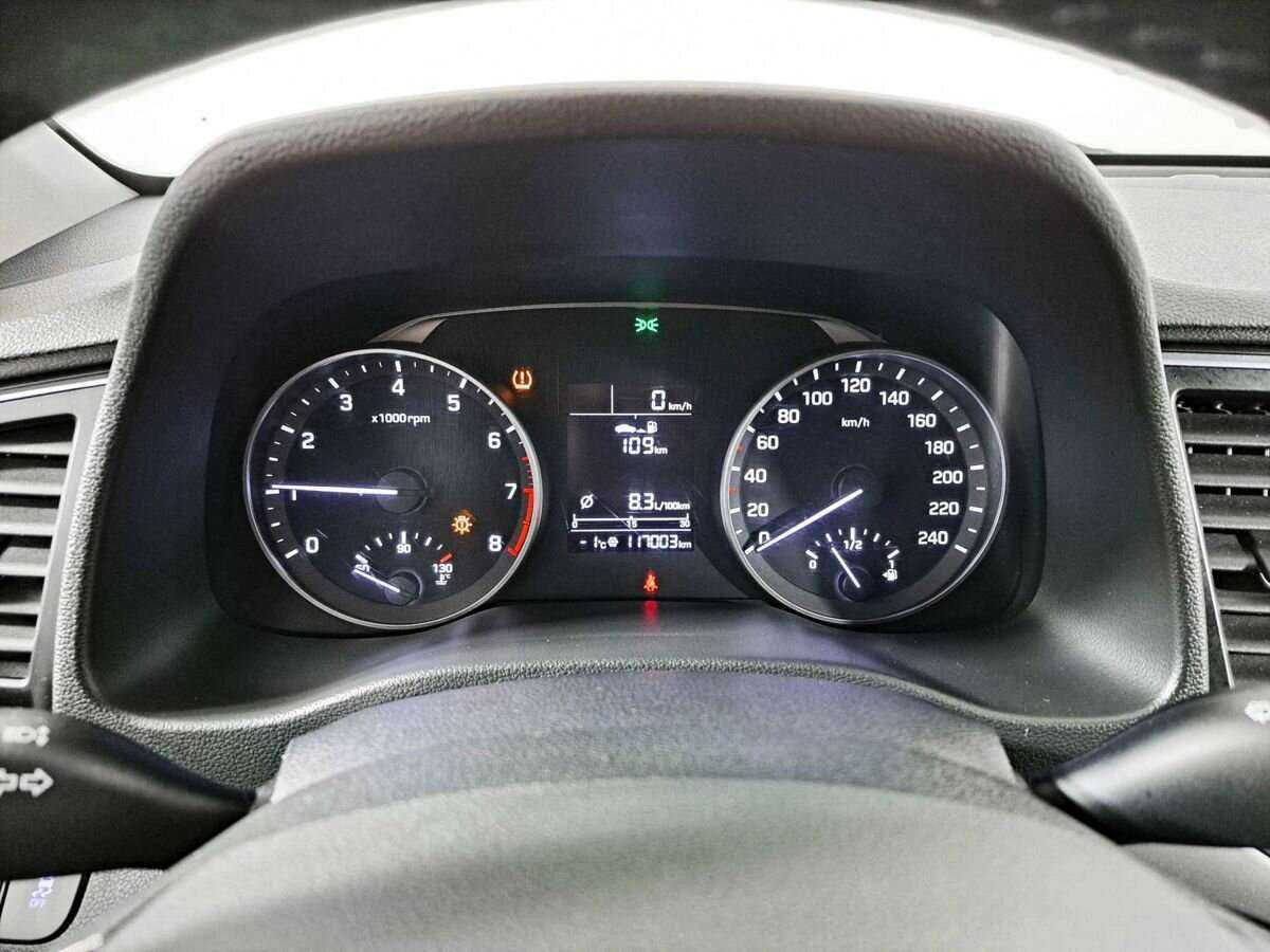 Hyundai Elantra, 2018 - Фото №12