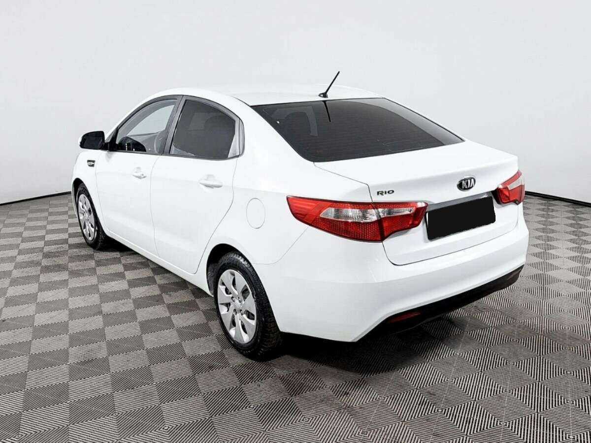 Kia Rio 5-speed, 2013 - Фото №6