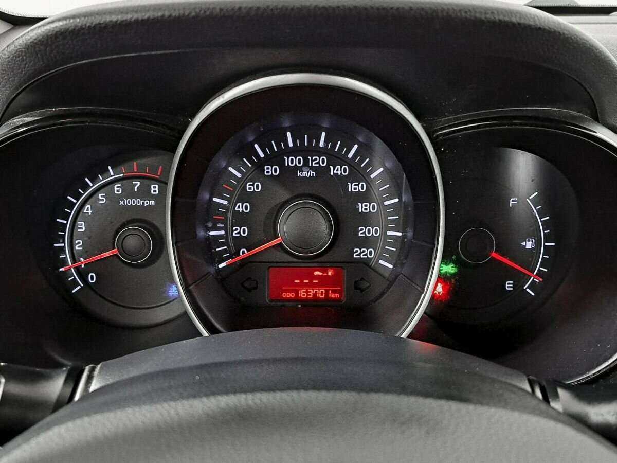 Kia Rio 5-speed, 2013 - Фото №12