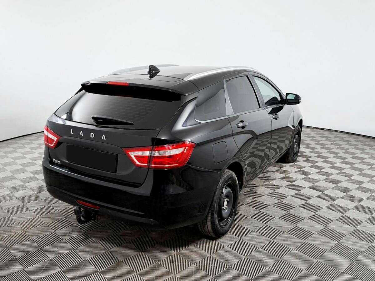 Lada (ВАЗ) Vesta SW, 2020 - Фото №3