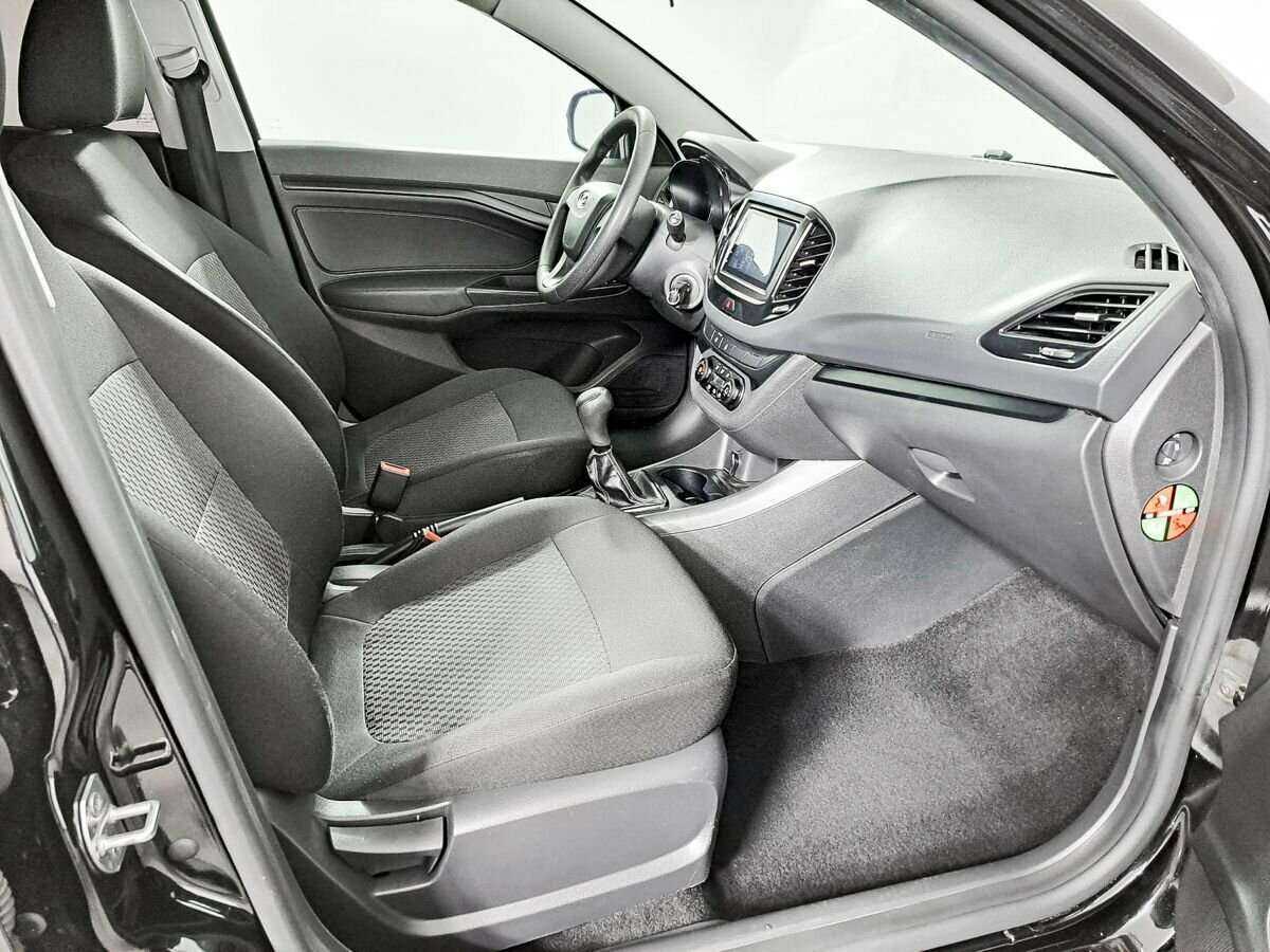 Lada (ВАЗ) Vesta SW, 2020 - Фото №8