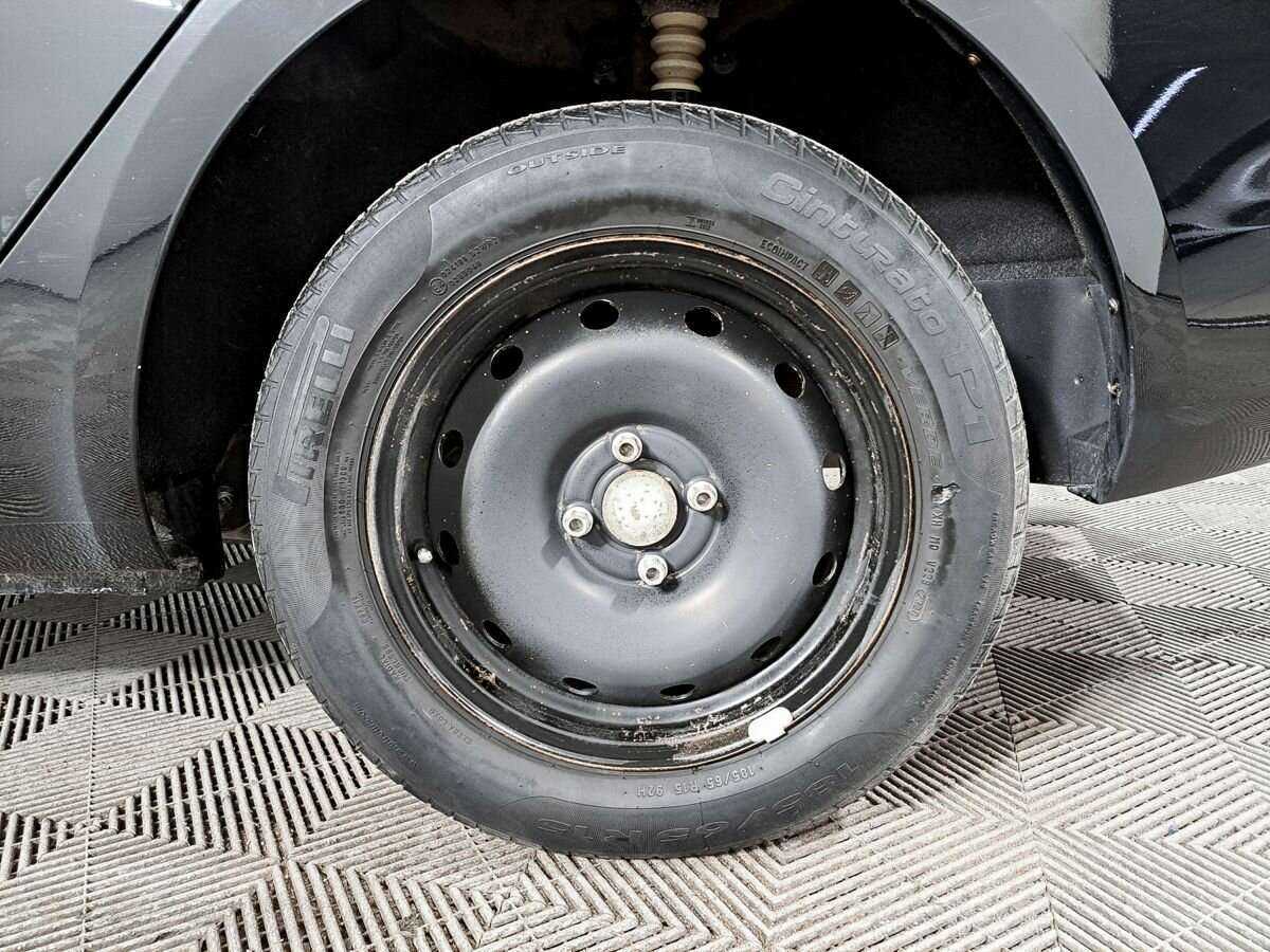 Lada (ВАЗ) Vesta SW, 2020 - Фото №15