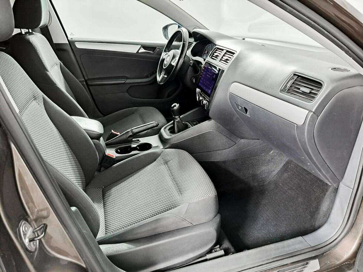 Volkswagen Jetta, 2013 - Фото №8