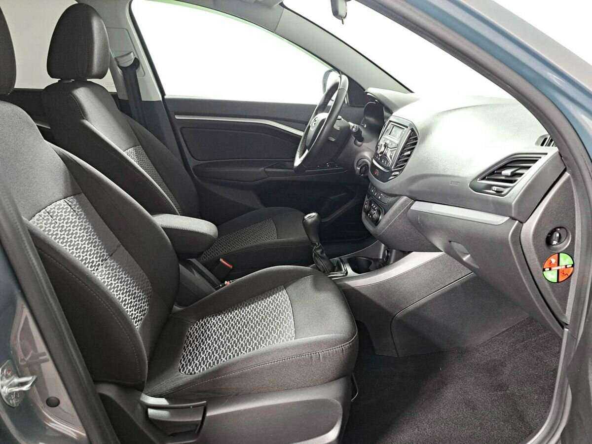 Lada (ВАЗ) Vesta, 2020 - Фото №8