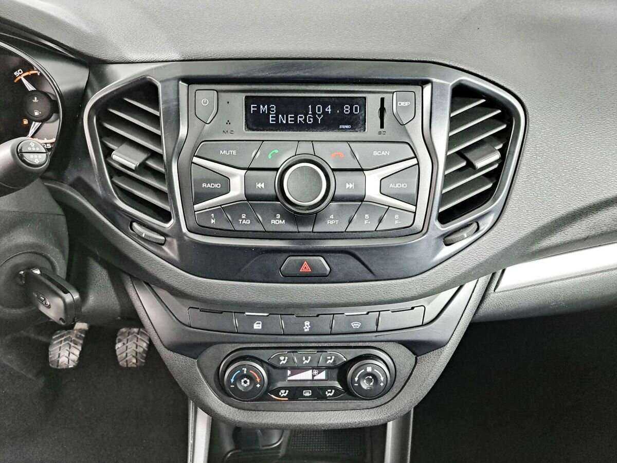 Lada (ВАЗ) Vesta, 2020 - Фото №12