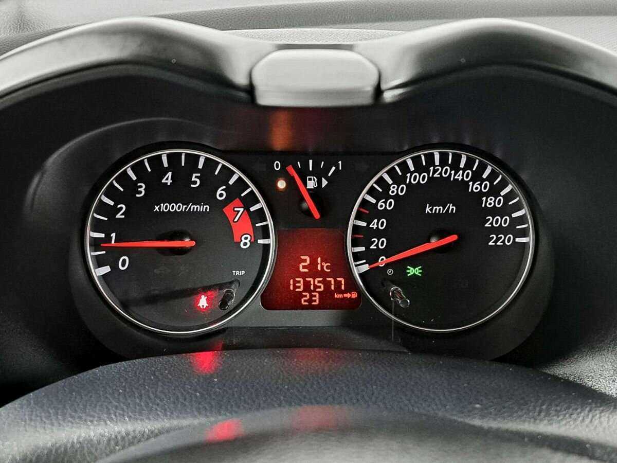 Nissan Note, 2012 - Фото №10