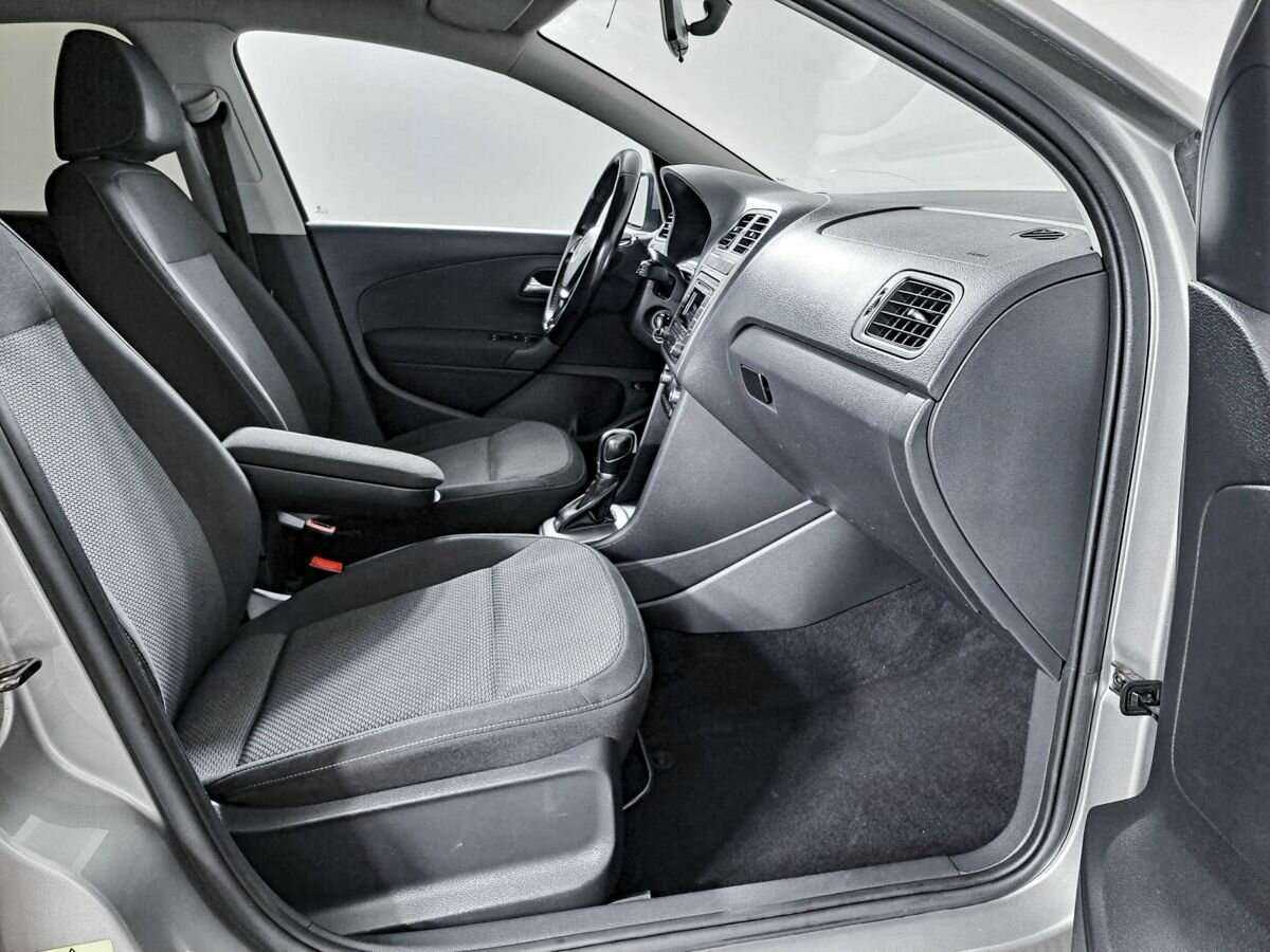 Volkswagen Polo, 2017 - Фото №8
