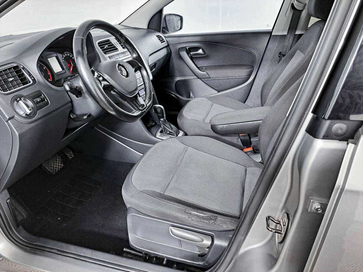 Volkswagen Polo, 2017 - Фото №13
