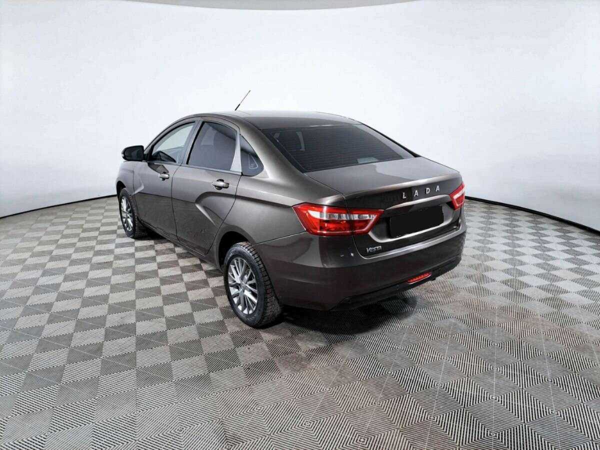 Lada (ВАЗ) Vesta, 2018 - Фото №6