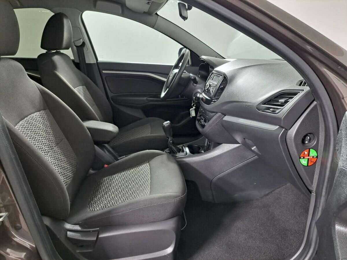 Lada (ВАЗ) Vesta, 2018 - Фото №10