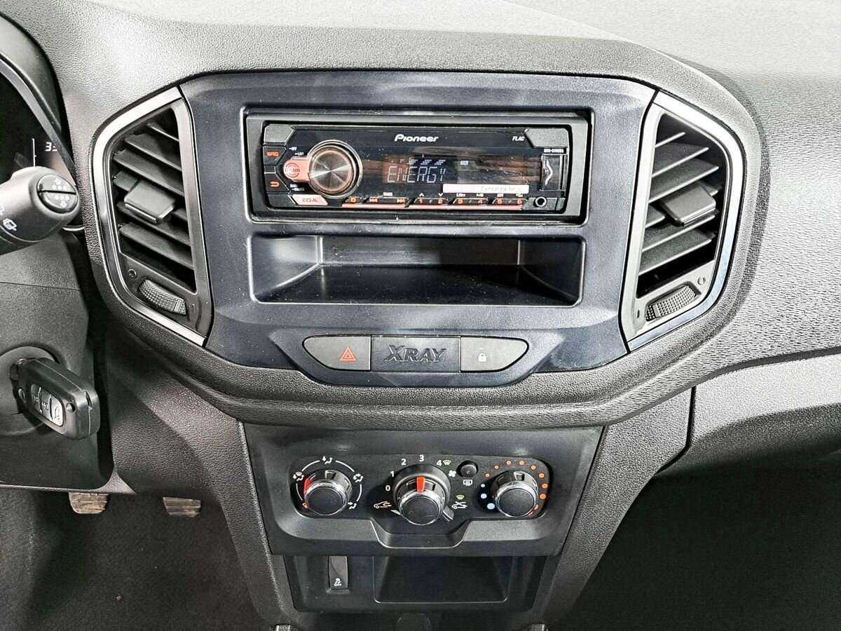 Lada (ВАЗ) XRAY, 2019 - Фото №12