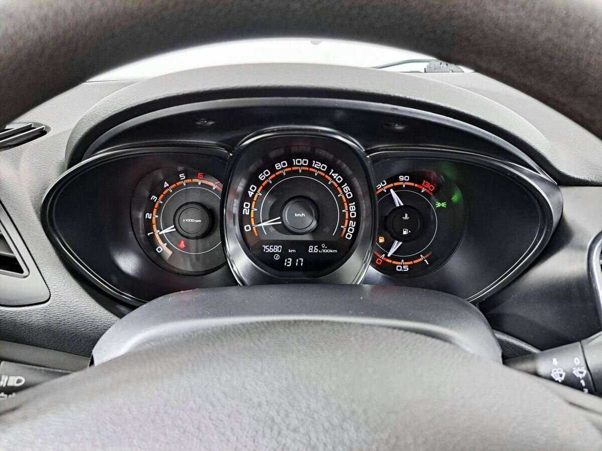 Lada (ВАЗ) Vesta, 2017 - Фото №10