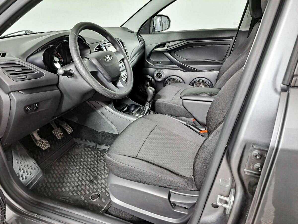 Lada (ВАЗ) Vesta, 2017 - Фото №13