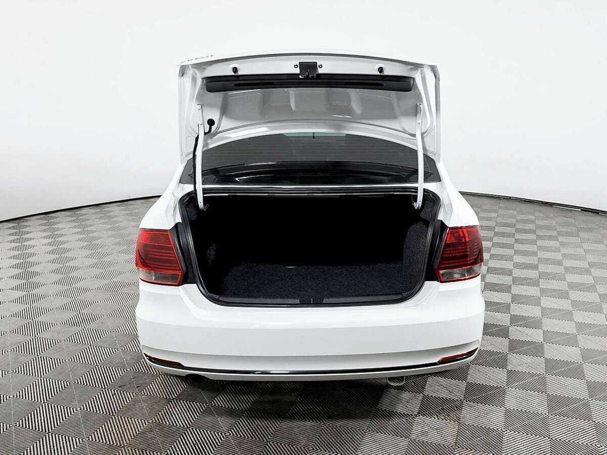 Volkswagen Polo, 2019 - Фото №9