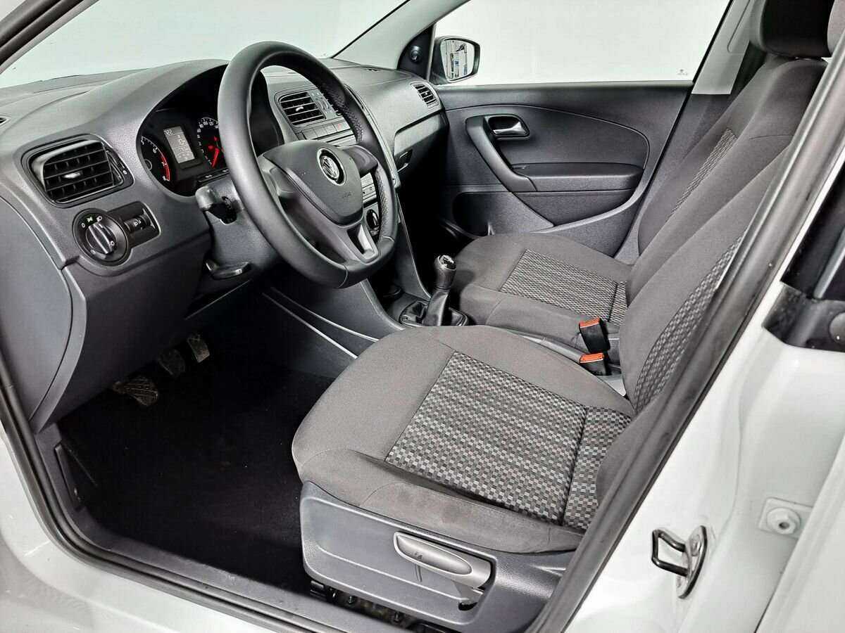 Volkswagen Polo, 2019 - Фото №15