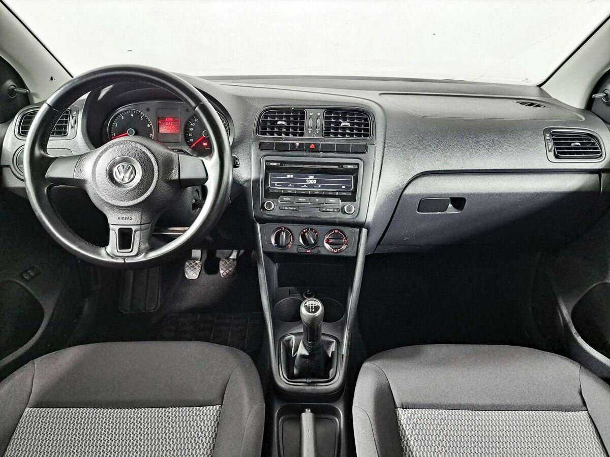 Volkswagen Polo, 2012 - Фото №13