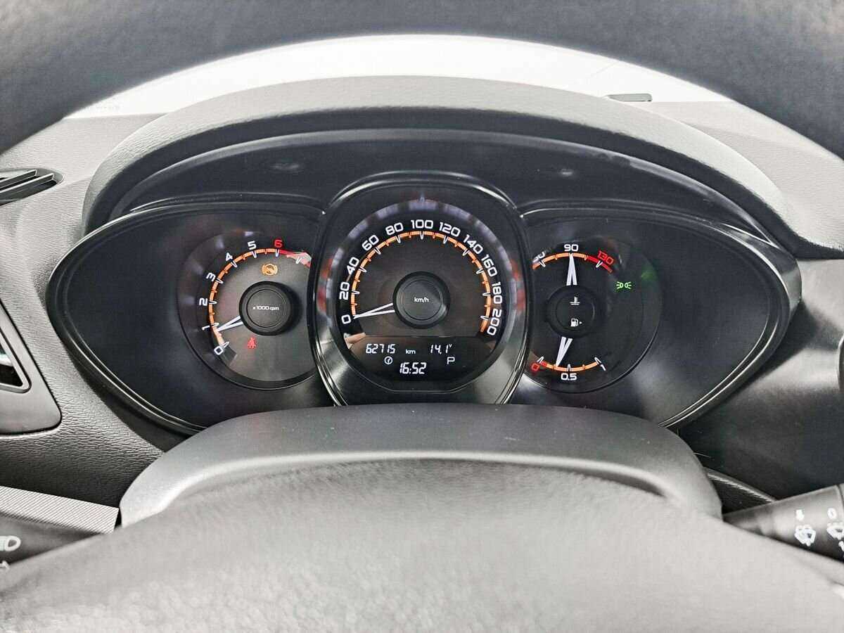 Lada (ВАЗ) Vesta, 2021 - Фото №10