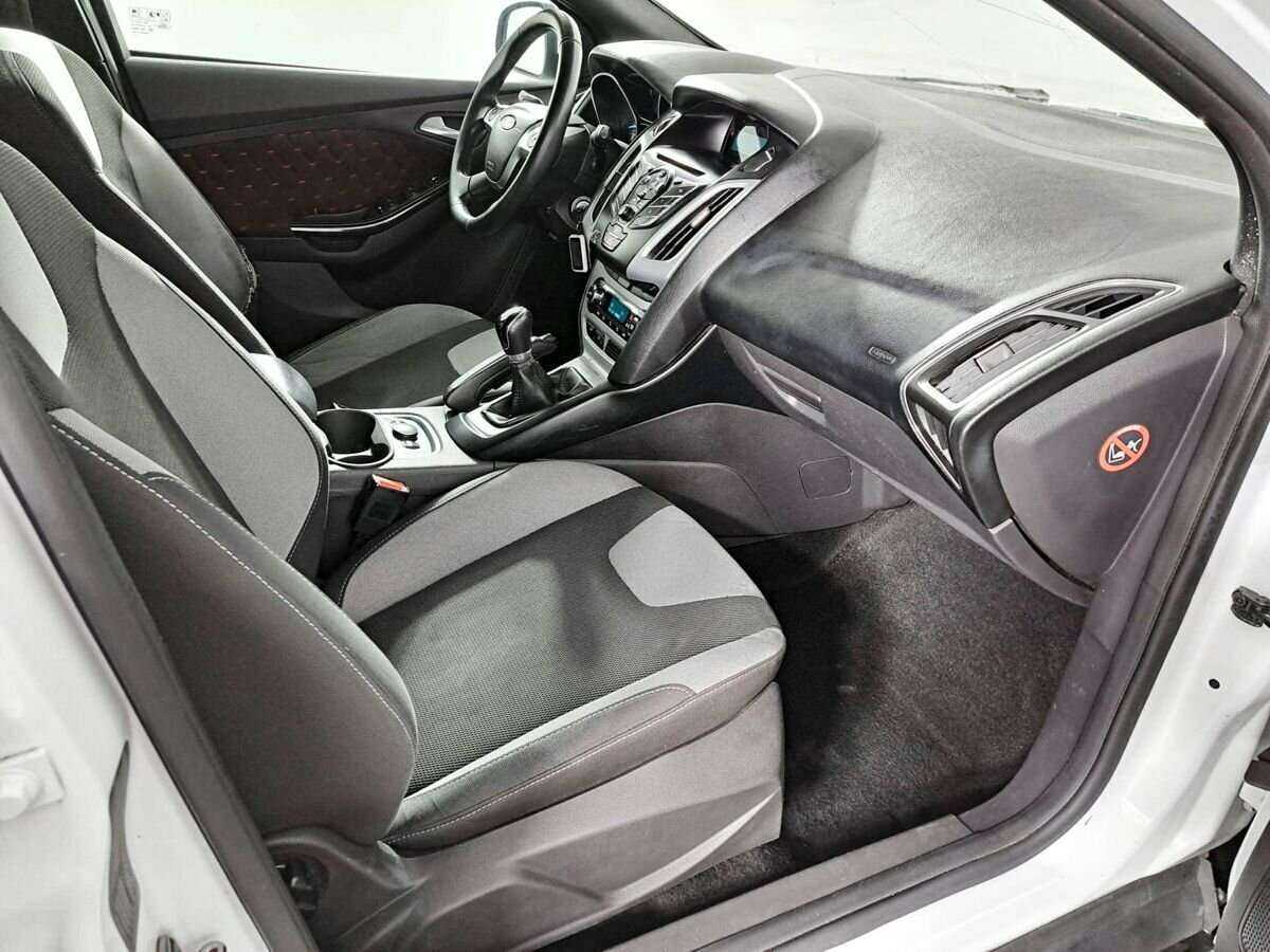 Ford Focus, 2012 - Фото №8