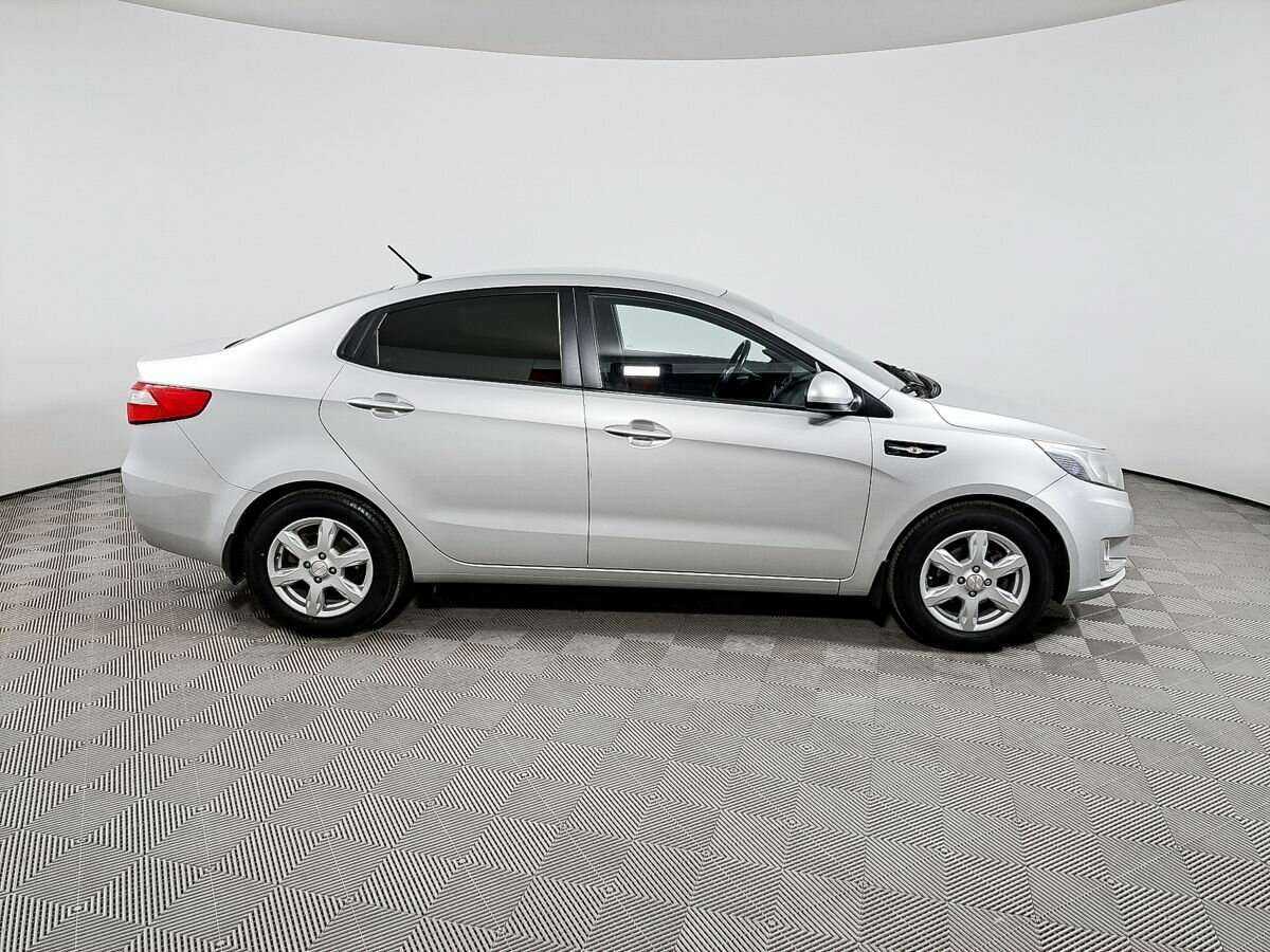 Kia Rio 6-speed, 2015 - Фото №2