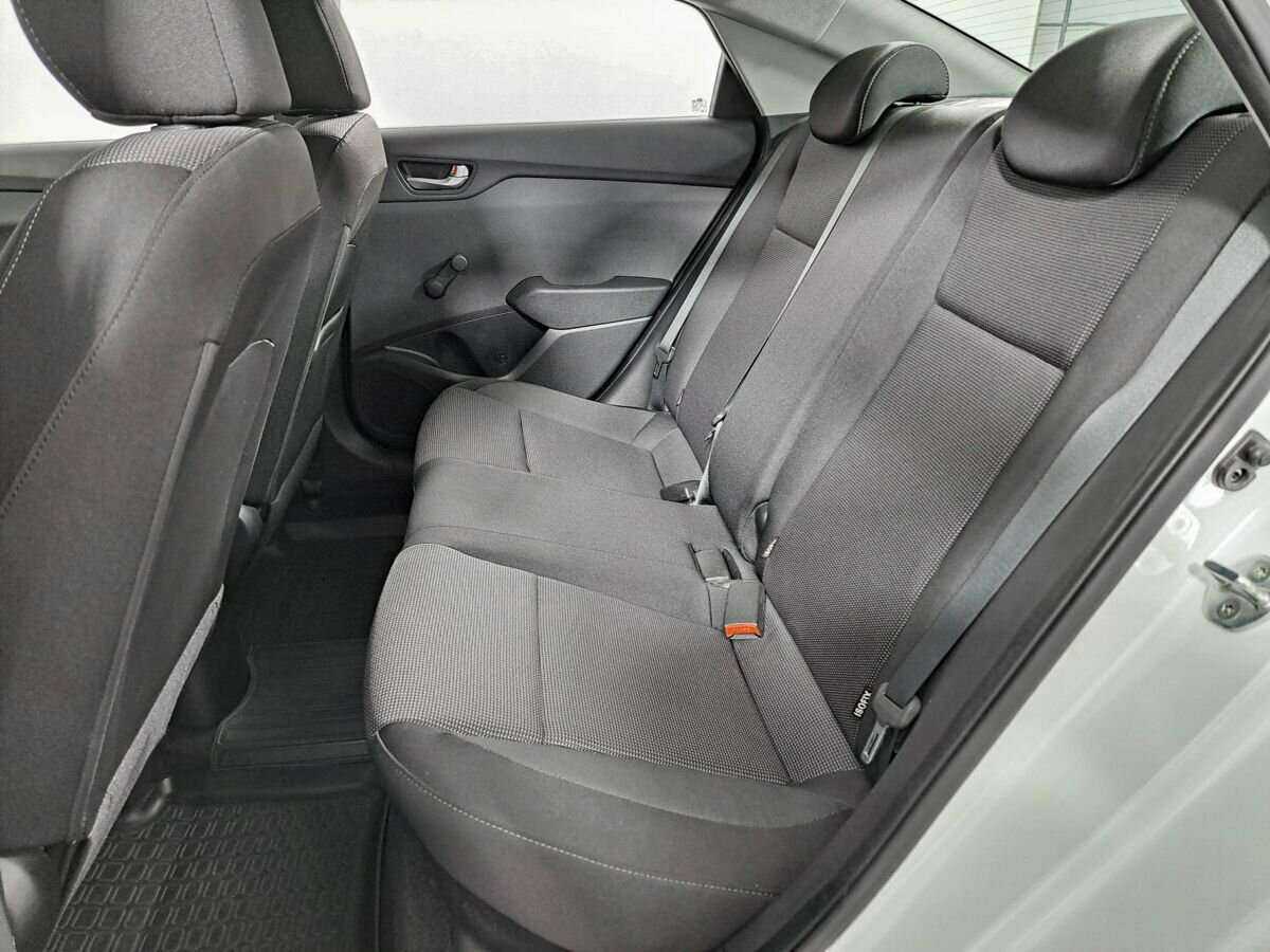 Hyundai Solaris, 2018 - Фото №10