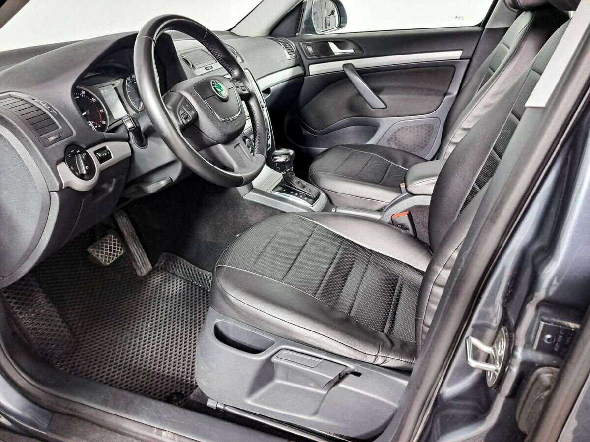 Skoda Octavia, 2012 - Фото №12