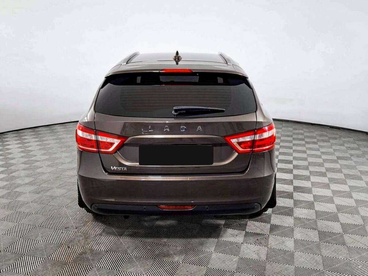 Lada (ВАЗ) Vesta SW, 2020 - Фото №4