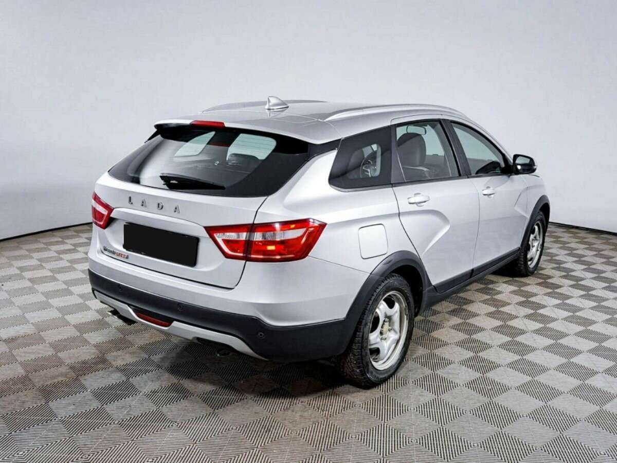 Lada (ВАЗ) Vesta SW, 2020 - Фото №3