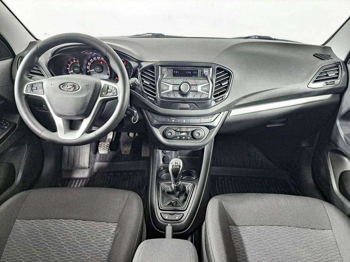 Lada (ВАЗ) Vesta SW, 2019 - Фото №11