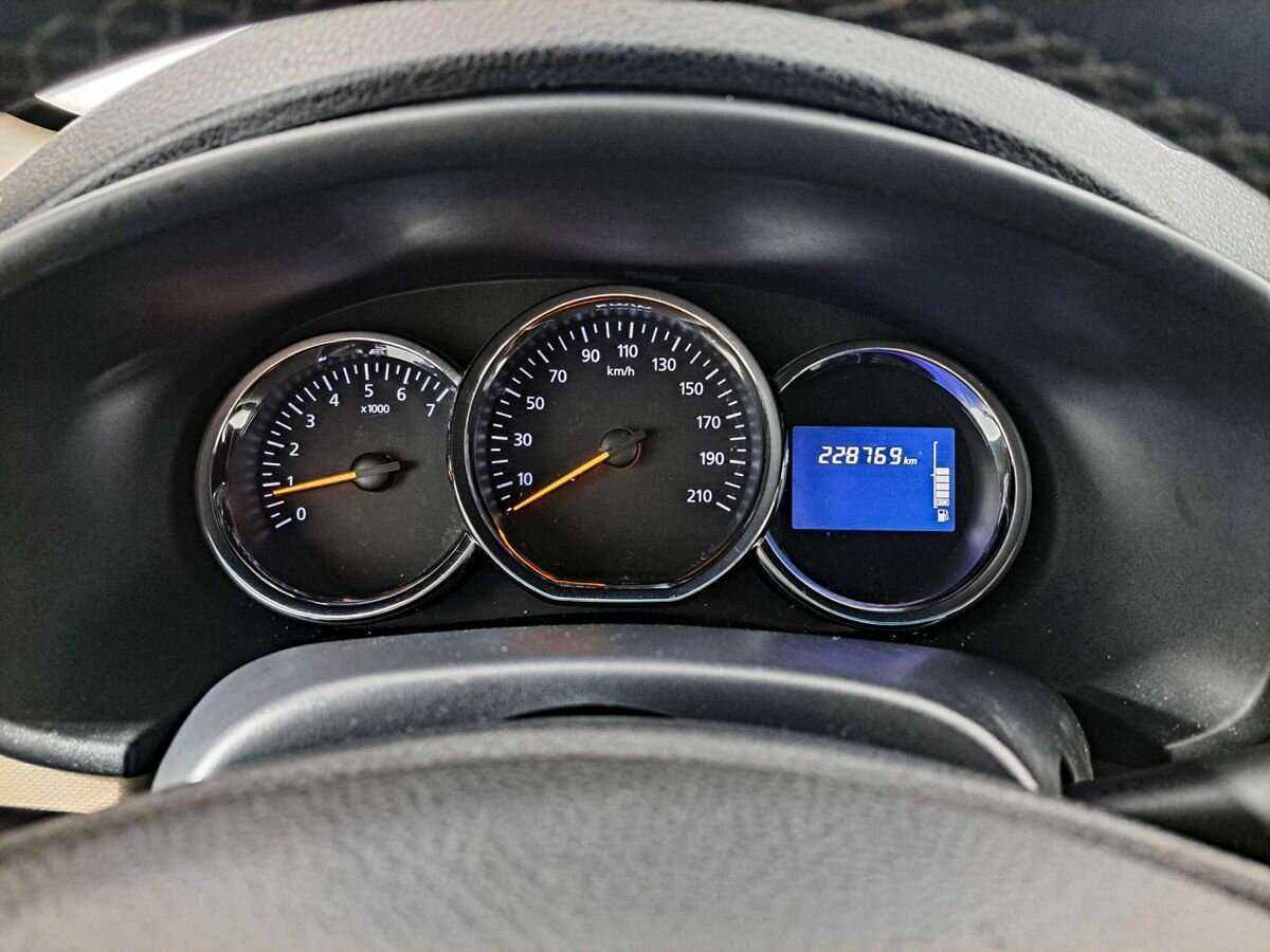 Renault Logan, 2016 - Фото №10