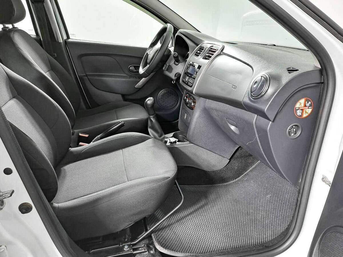 Renault Logan, 2021 - Фото №8