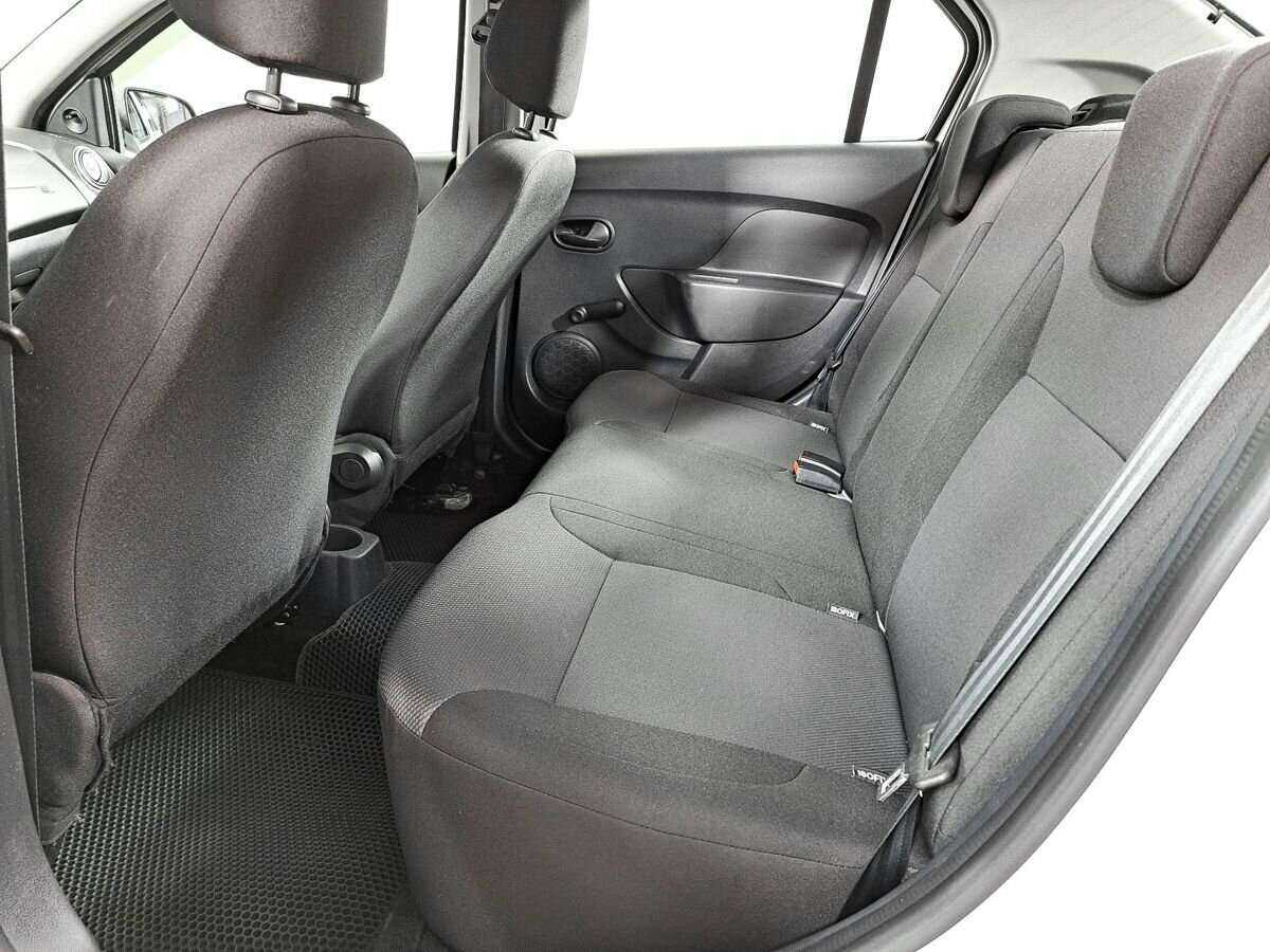 Renault Logan, 2021 - Фото №9