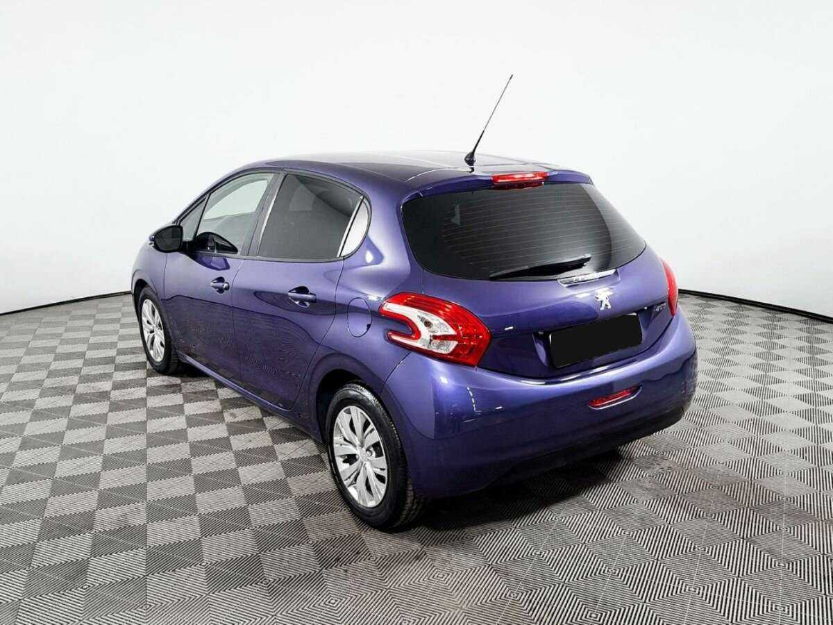 Peugeot 208, 2013 - Фото №6