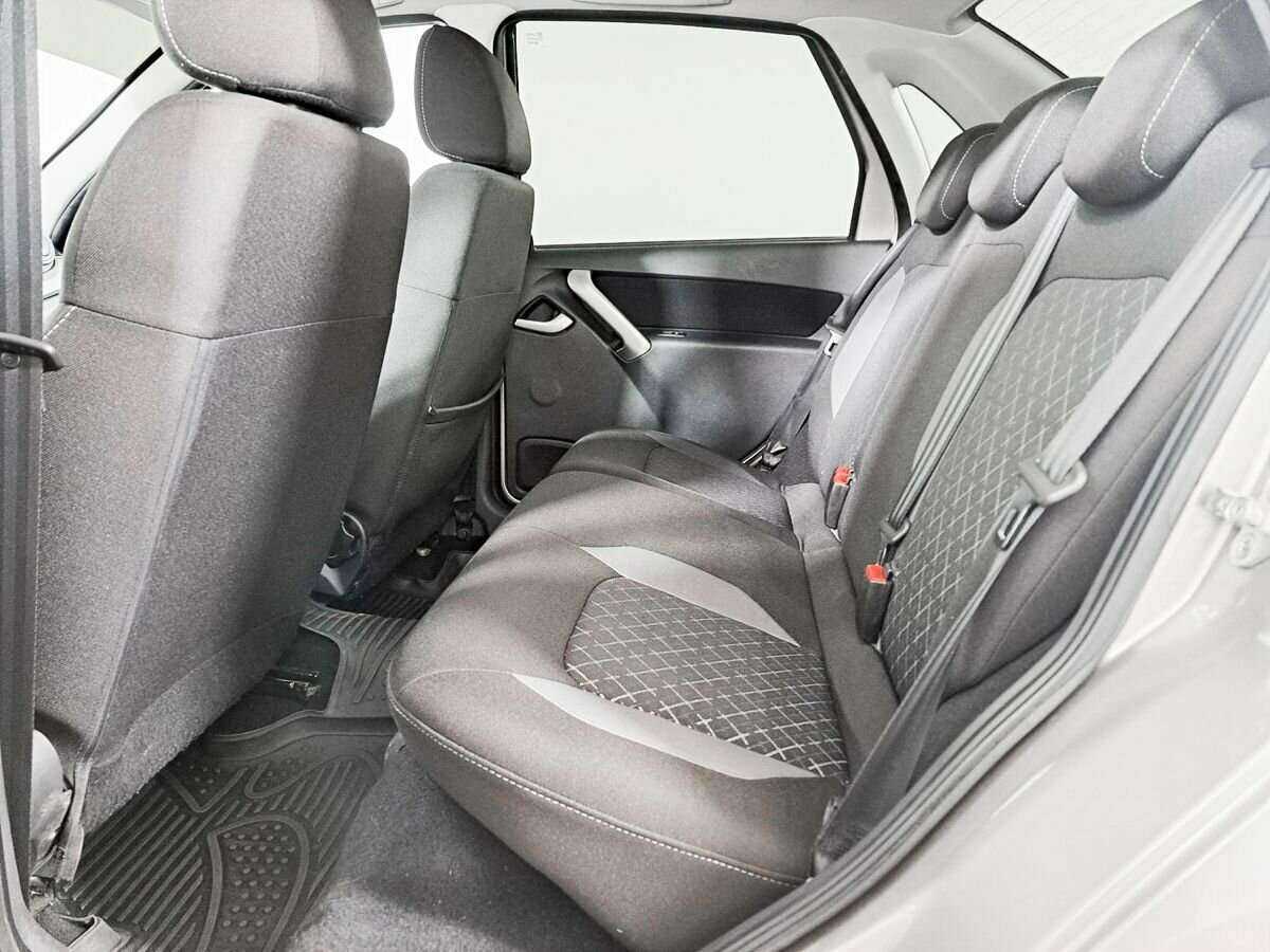 Lada (ВАЗ) Granta, 2019 - Фото №9