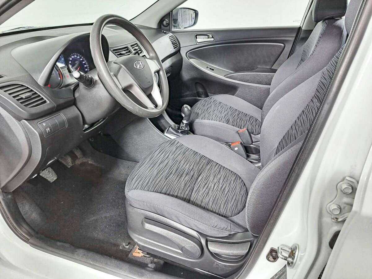 Hyundai Solaris, 2014 - Фото №13